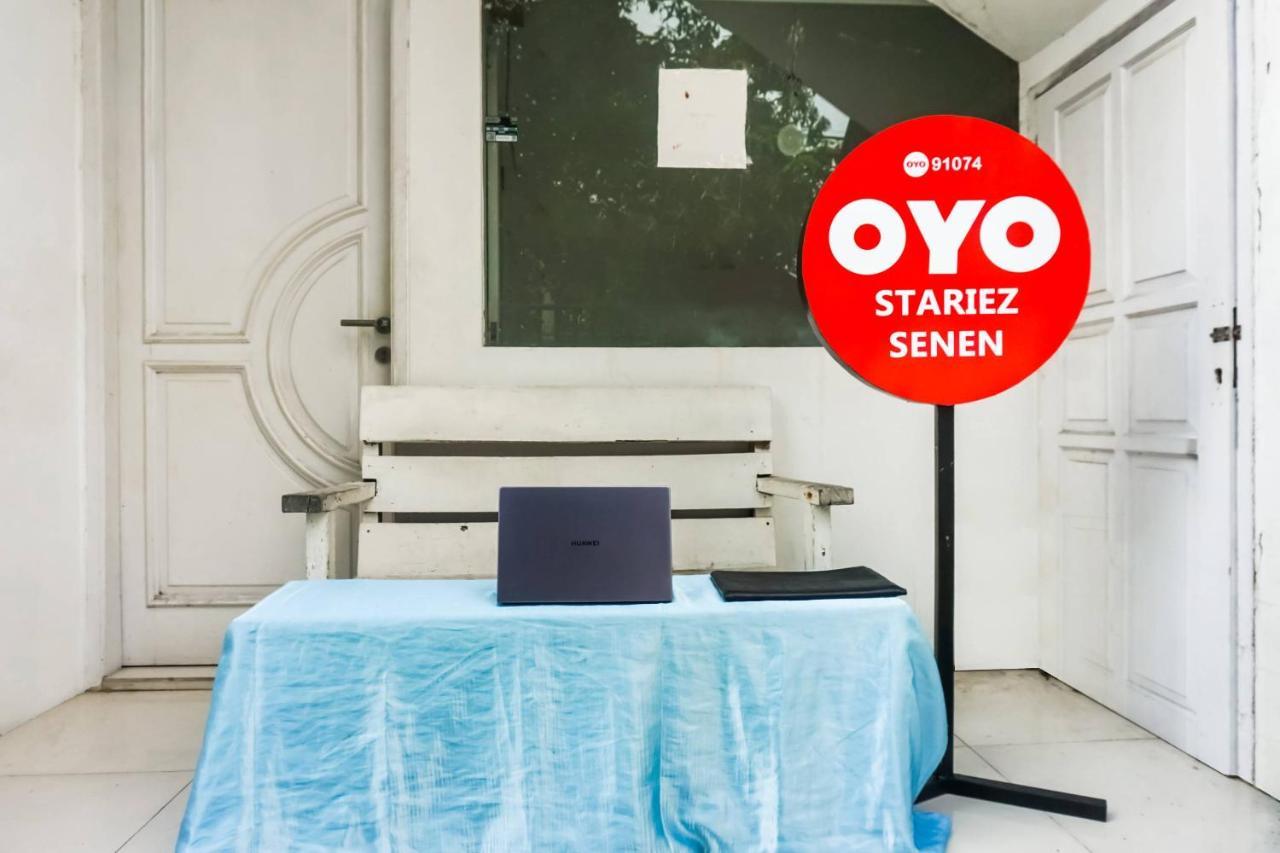 Super Oyo 91074 Stariez Senen Syariah Hotel Jakarta Buitenkant foto