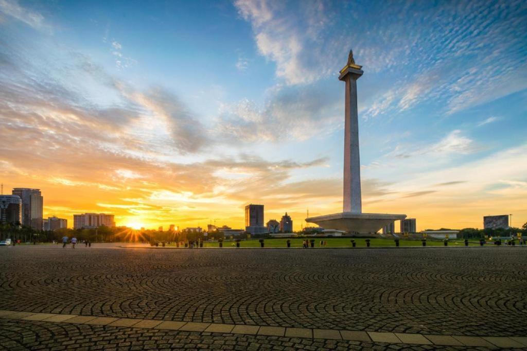 Super Oyo 91074 Stariez Senen Syariah Hotel Jakarta Buitenkant foto