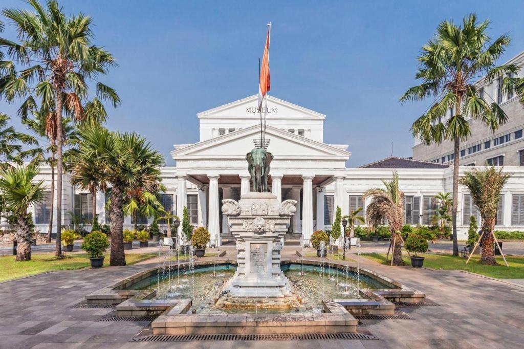 Super Oyo 91074 Stariez Senen Syariah Hotel Jakarta Buitenkant foto